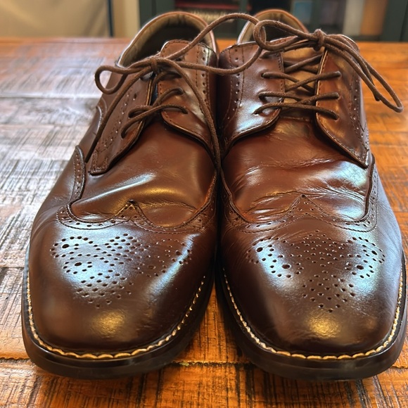 Joseph Abboud Brown wingtips oxfords - Picture 2 of 6